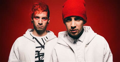 Assista A Nico And The Niners Novo Clipe Do Twenty One Pilots