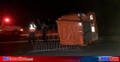 Hoy Tamaulipas Chofer De Trailer Resulto Ileso Tras Volcadura En La