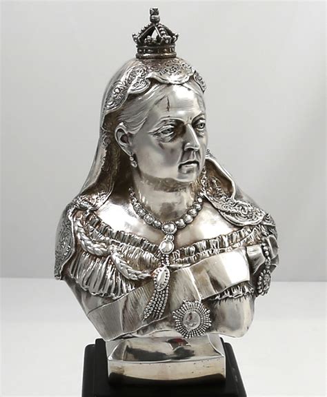 Rare Large English Sterling Silver Bust Of Queen Victoria By Goldsmiths