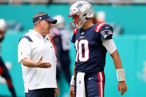 Charlie Weis: Mac Jones’ ‘biggest problem’ isn’t Patriots coaches, it’s ...