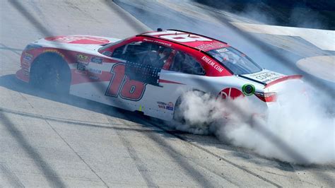 Ryan Preece wins NASCAR Xfinity race at Bristol-and $100,000 bonus - ESPN