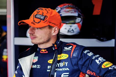 Max Verstappen mantém total domínio e conquista o tricampeonato de