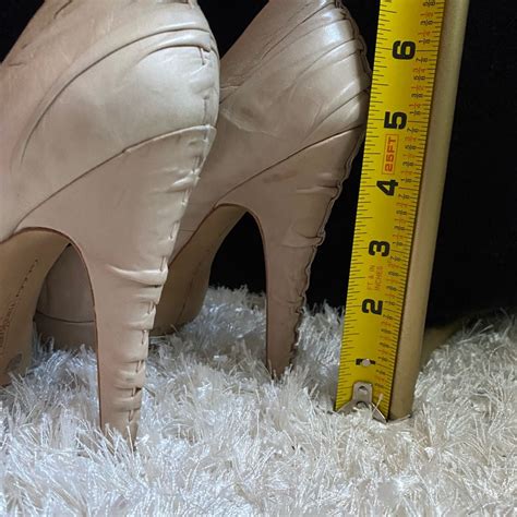 Vince Camuto Nude Leather Platform Heels Gem