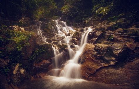 Gambar Pemandangan Alam Batu Air Terjun Gurun Sinar Matahari