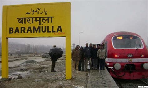 Train service restored on Baramulla-Banihal track after two days ...