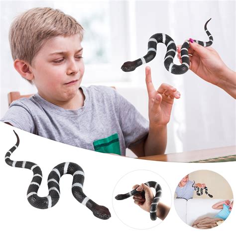 Realistic Fake Snakes Toy Rubber Snake Figure For Halloween Prank Props