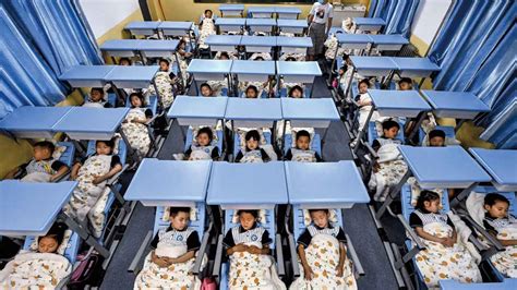 La Siesta Es Una Asignatura Obligatoria En Algunos Colegios De China