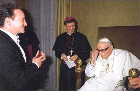 Pope John Paul Ii Wearing Bono S Sunglasses John Paul Ii John Paul