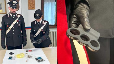 Hashish Nella Cioccolata Per Bambini Arrestati Due Spacciatori In