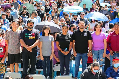 Entrega Alcaldesa Montserrat Caballero M S De Mil Est Mulos Econ Micos