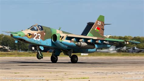 Sukhoi Su 25 Frogfoot 23 White Belarus Air Force Abpic