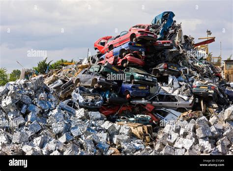 Pile Of Crushed Scrapped Cars Hi Res Stock Photography And Images Alamy