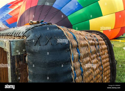 Hot Air Balloon Basket Stock Photo Alamy