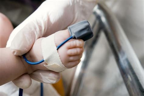 How To Properly Use a Pulse Oximeter on an Infant