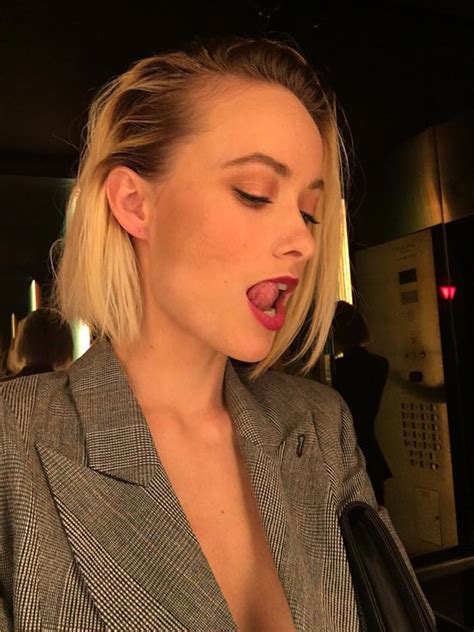 Olivia Wilde Debuts Blonde Bob