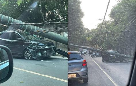 Carro bate em poste e trânsito é interditado no Trobogy