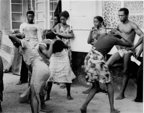 Vintage Photos Of Fela Anikulapo Kuti And His Women