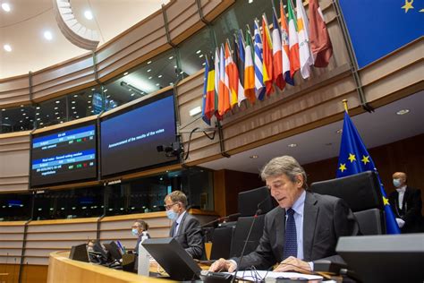 Brexit Le Parlement Europ En Ratifie L Accord Commercial Ue Royaume