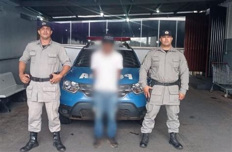 Jornal Somos Cpe Prende Trio Por Tráfico De Drogas No Bairro Anhanguera