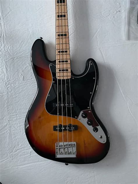 Squier Vintage Modified ‘70s Jazz Bass W Upgrades Pre Reverb