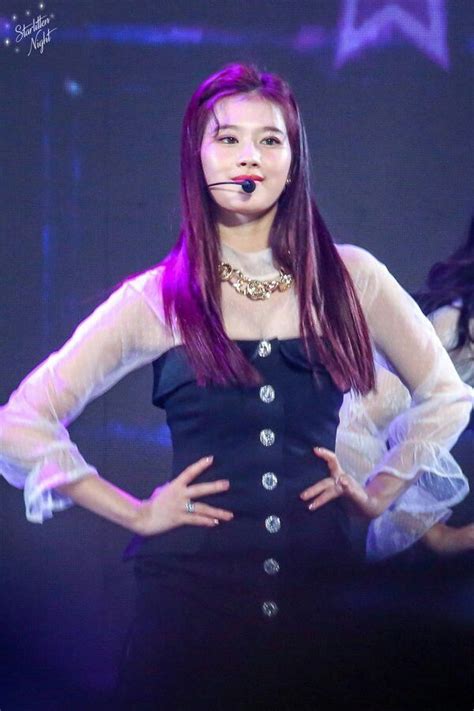 Sana Minatozaki Golden Disk Awards Twice Sana Velvet Fashion Kpop