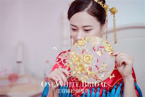 Onewhite Bridal 婚礼现场红蓝撞色的新中式大胆又时尚撞色婚礼时尚新浪新闻