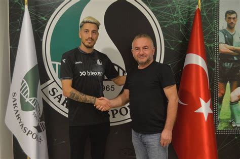 Sakaryaspor transferin bitmesine dakikalar kala açıkladı Medyabar