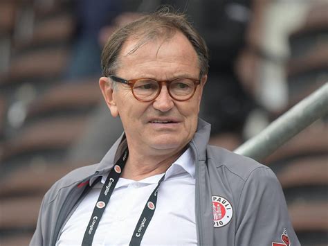 Ewald Lienen Gefangen In Gladbach Und Ohne Hoffnung Auf Fußball