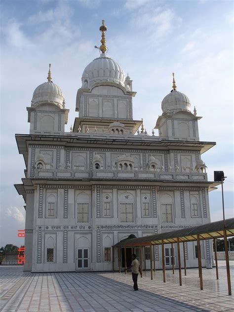 Gurdwara Sri Data Bandi Chor Sahib | Discover Sikhism