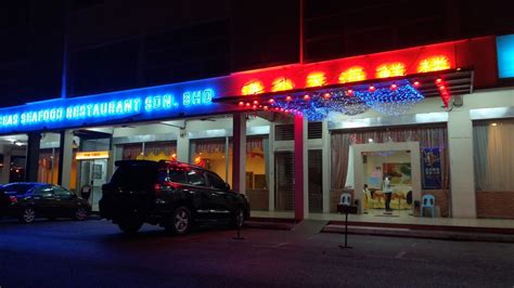 overseas seafood restaurant  bandar kuching