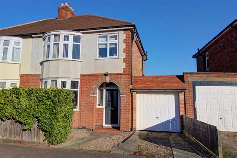 Sibson Road Birstall Le4 3 Bed Semi Detached House For Sale £290 000