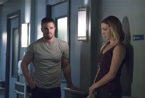 Constantineonarrow Arrow Season 4 Episode 5 Review Cultjer