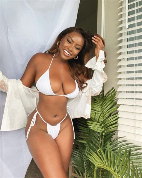 Savannah Perkins Sexy In Bikini And Lingerie Photos The Fappening