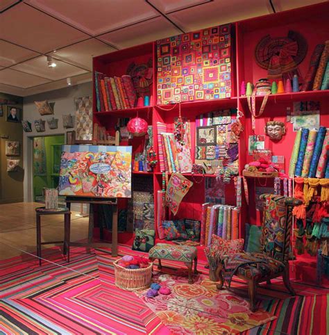 Little Welsh Quilts And Other Traditions Kaffe Fassett Kaffe Fassett Needlepoint Quilting Room