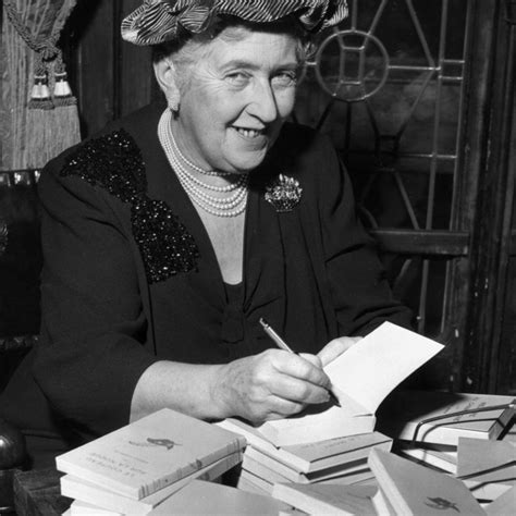 Β Ι Β Λ Ι Ο Κ Α Φ Ε: Agatha Christie, “Έγκλημα στο Οριάν Εξπρές”