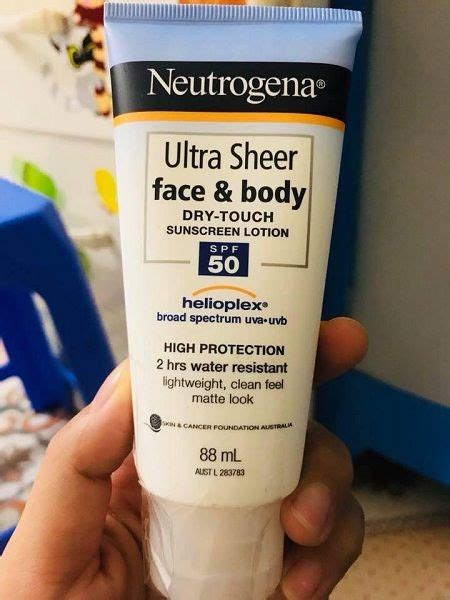 Review Kem Chống Nắng Neutrogena Ultra Sheer Face And Body Spf 50 88ml