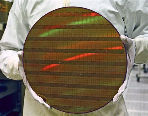 Intel Confirms 10nm Process Delay Until 2017