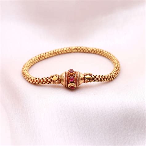 Link Design Bracelet with Ruby in 18k Gold – Tempus Gems