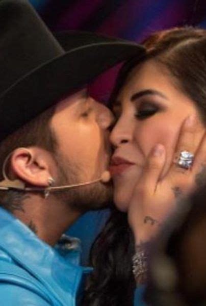 Cristy Nodal Mamá De Christian Nodal Lanza Fuerte Indirecta Tras