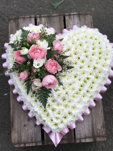 Pin By Fiesta Flowers Birmingham On Funeral Grave Hearts Funeral