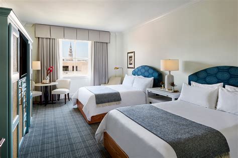 Hotel Rooms in Charleston SC | Rooms | HarbourView Inn