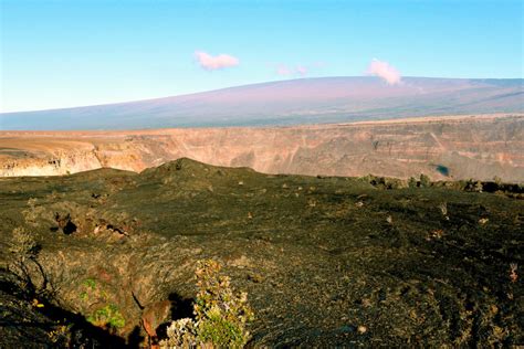 Magnitude 5.7 earthquake hits Mauna Loa volcano on Hawaii’s Big Island