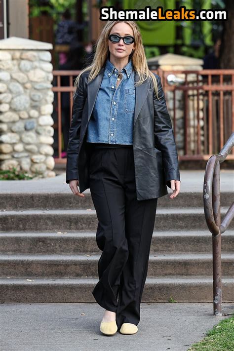 Jennifer Lawrence Jenniferlawrence Queen Jewels Leaked Nude OnlyFans Photo ShemaleLeaks