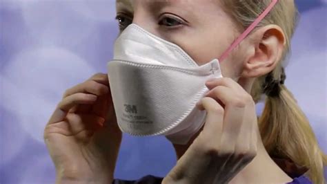 Fitting The 3m™ Aura™ 1800 Series Disposable Respirators Youtube