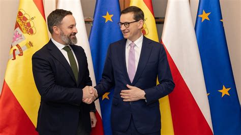 ABASCAL POLONIA El presidente de VOX se reúne con el primer ministro