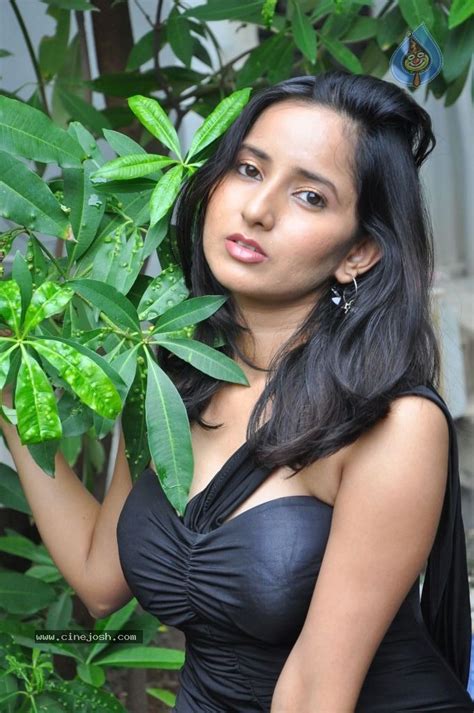 Vishika Singh Hot Stills Photo Of