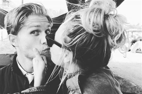 Kaley Cuoco Flashes Her Entire Boob On Snapchat In A Nearly Naked Picture OK Magazine