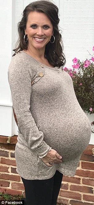 Hot Sexy Courtney Waldrop Bikini Pics