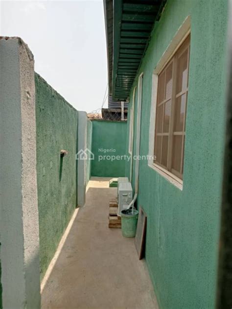 For Sale 3 Units Of Mini Flat With A Big Shop Oreyo Igbogbo Ikorodu