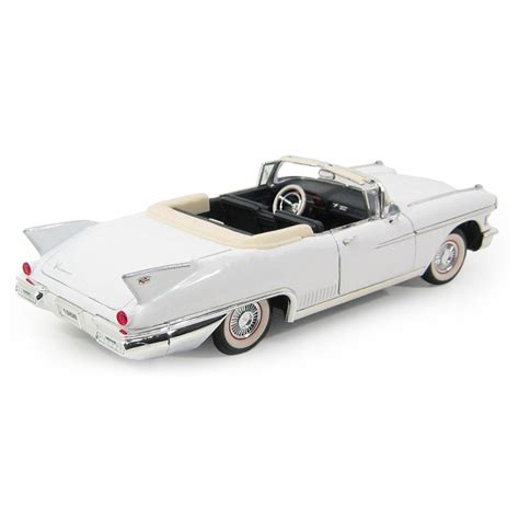 Carro Lucky Cadillac Eldorado Biarritz 1958 Escala 1 18 Branco